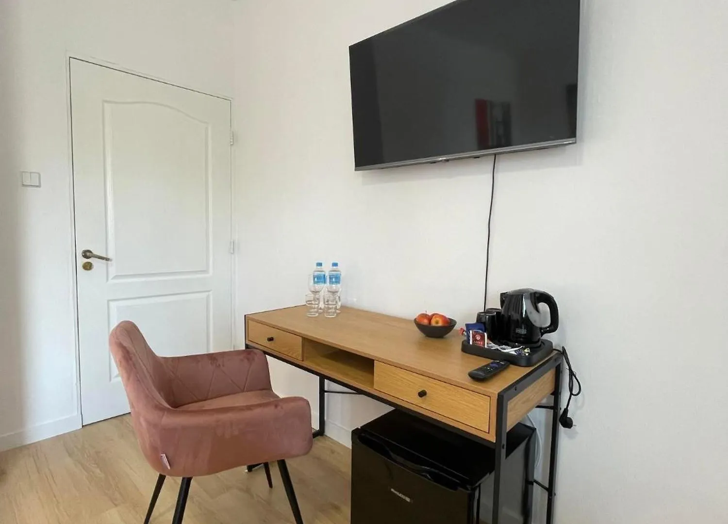 Terminal Family Airport Hostel Poznan 0*,  Poland